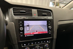 punainen Volkswagen Golf 2018 kuva 21.