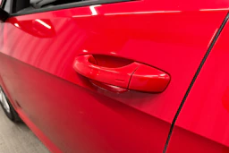 punainen Volkswagen Golf 2018 kuva 30.