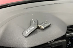 punainen Volkswagen Golf 2018 kuva 31.