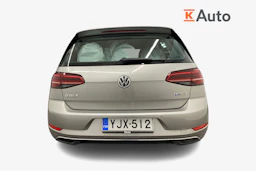 harmaa Volkswagen Golf 2018 kuva 3.