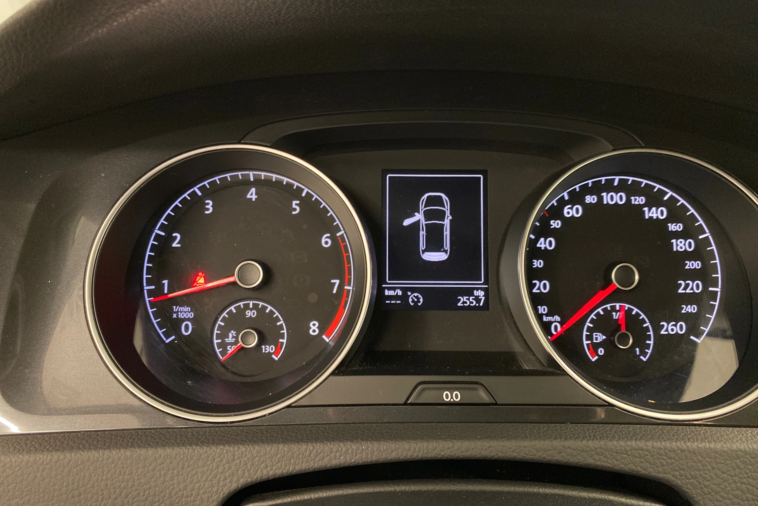 harmaa Volkswagen Golf 2018 kuva 17.