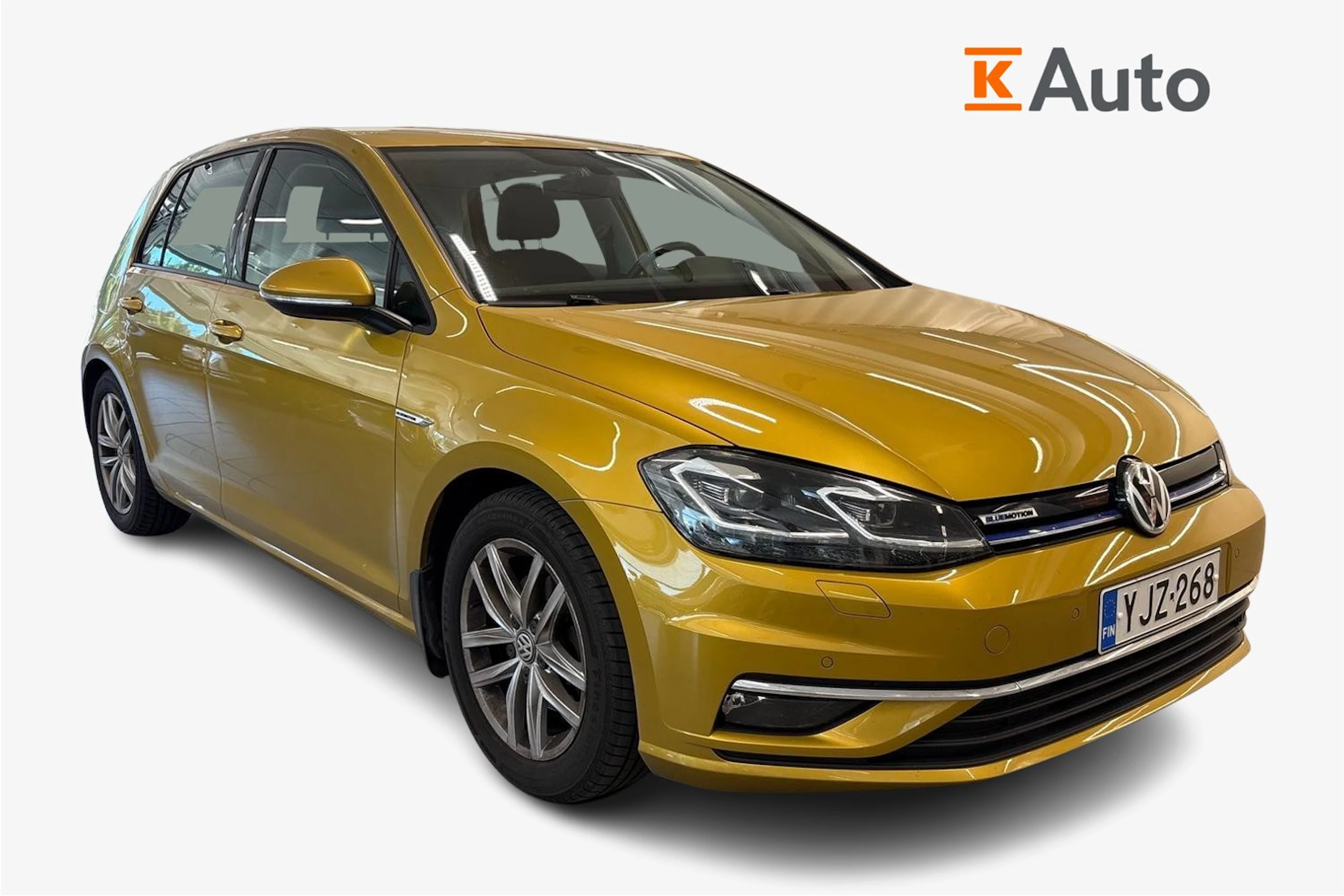 keltainen Volkswagen Golf 2018 kuva 1.