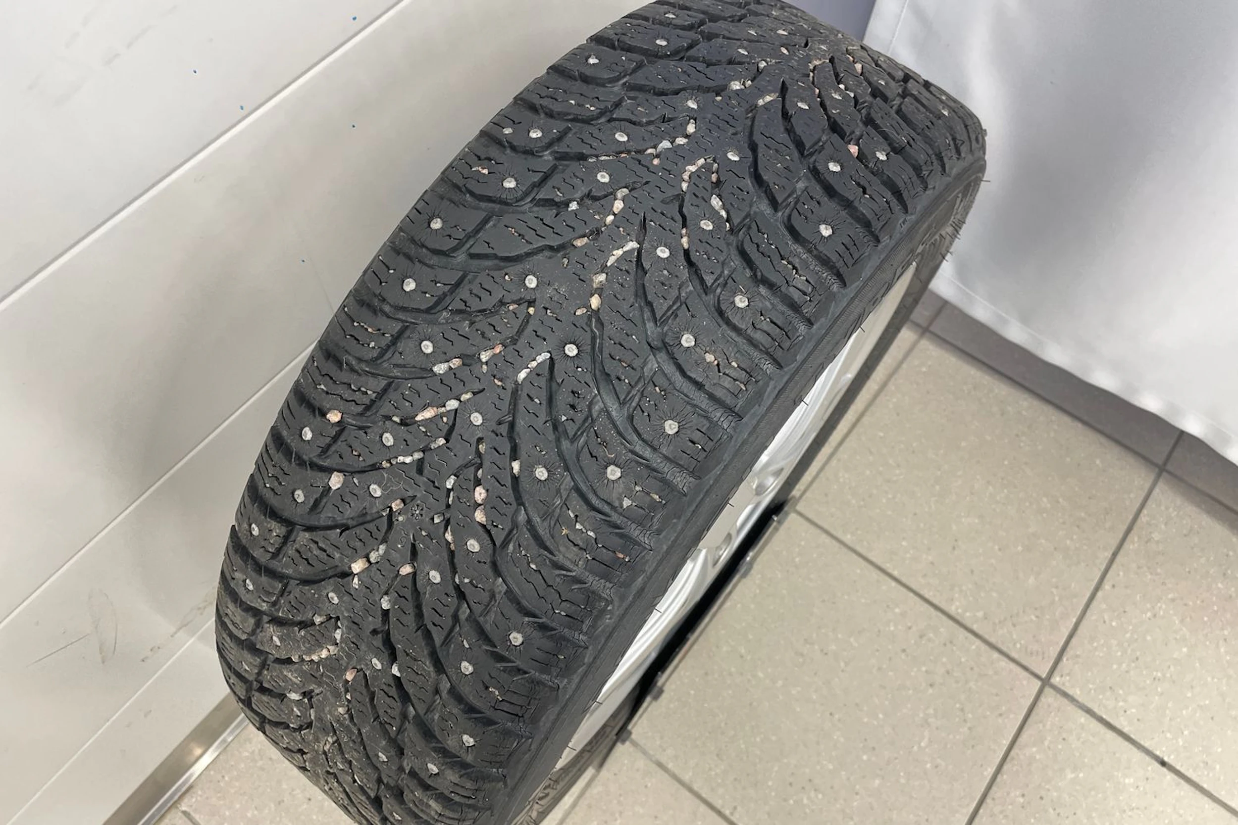 Harmaa Volkswagen GOLF 2018 kuva 24.