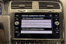 valkoinen Volkswagen Golf 2018 kuva 19.