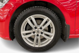 punainen Volkswagen Golf 2018 kuva 11.