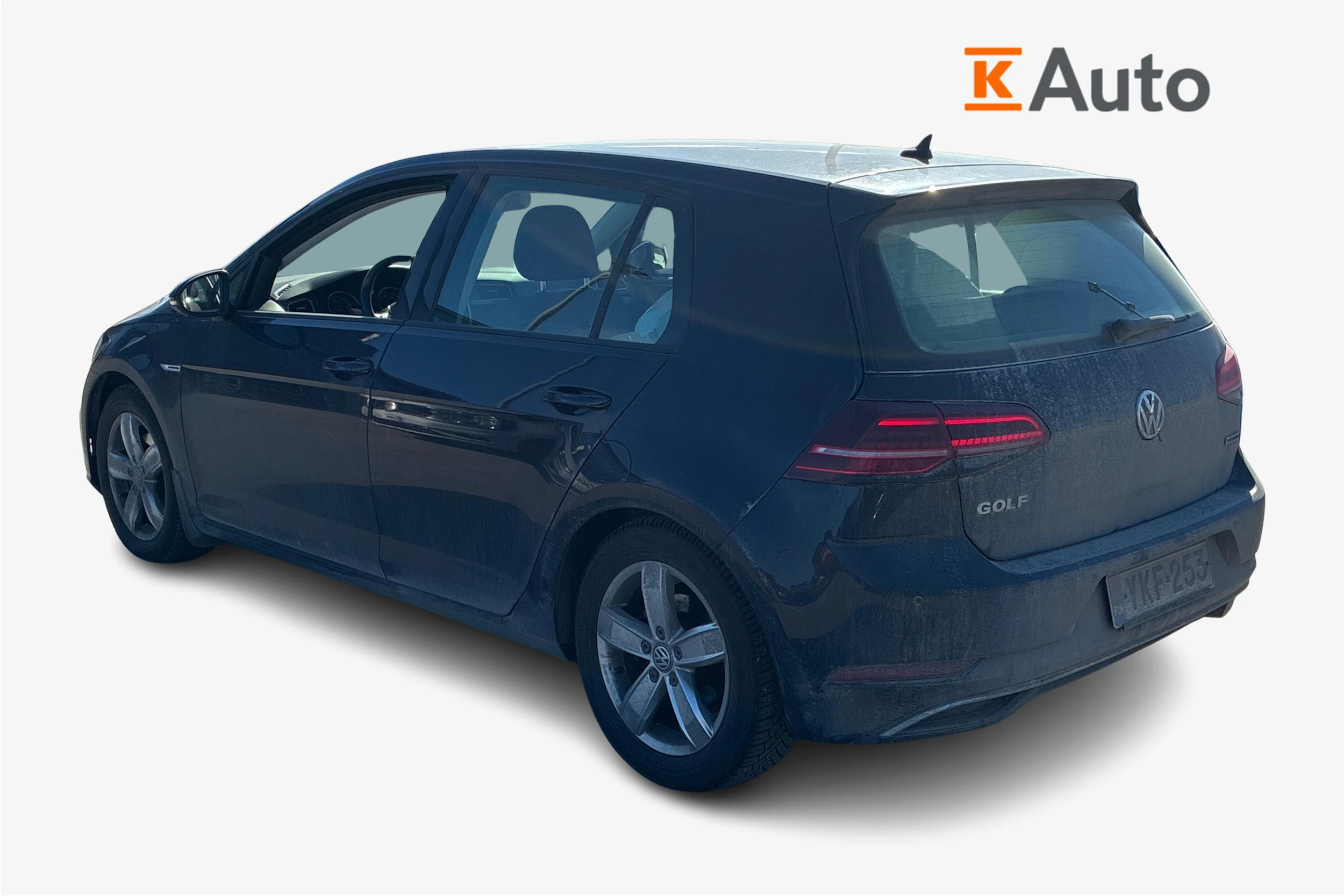 Musta Volkswagen GOLF 2018 kuva 2.