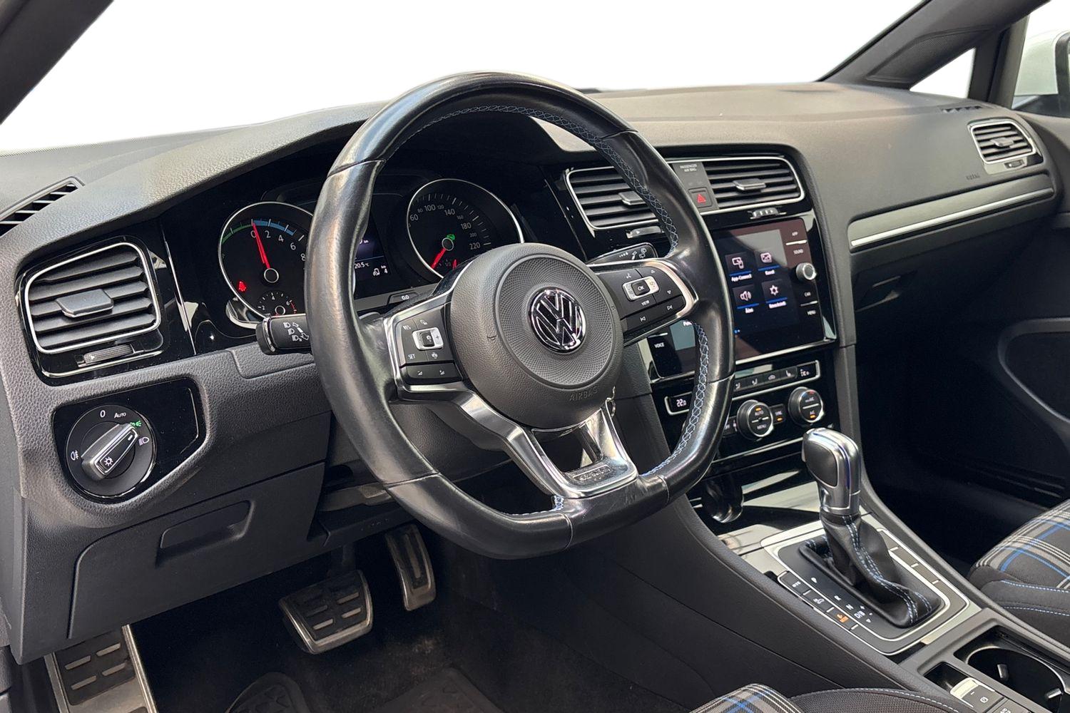 Volkswagen Golf 2018, kuva 6/25