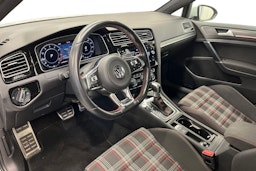 valkoinen Volkswagen Golf 2018 kuva 7.
