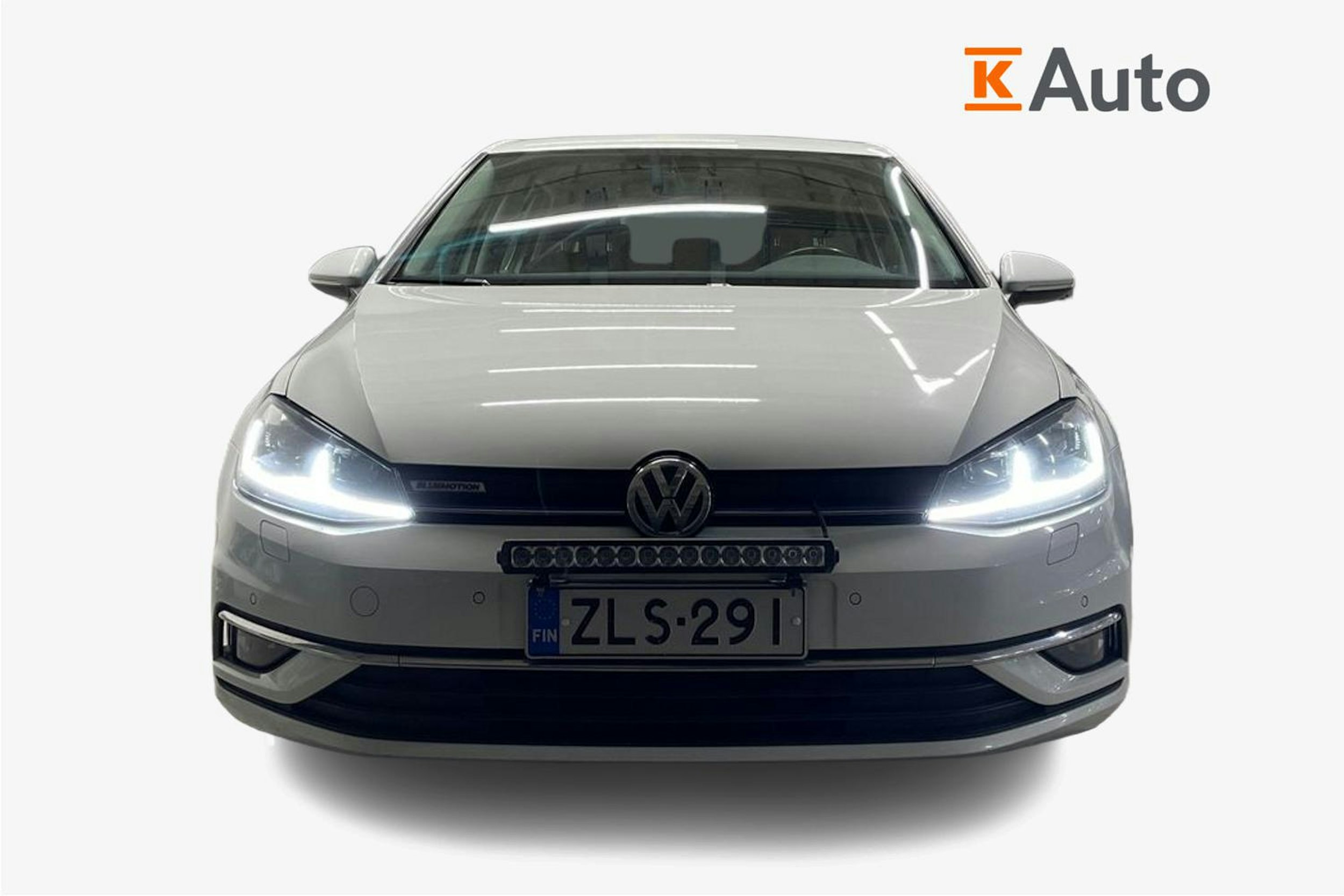 Valkoinen Volkswagen GOLF 2018 kuva 5.