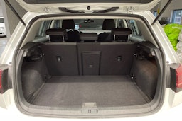Valkoinen Volkswagen GOLF 2018 kuva 15.