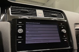 Valkoinen Volkswagen GOLF 2018 kuva 19.