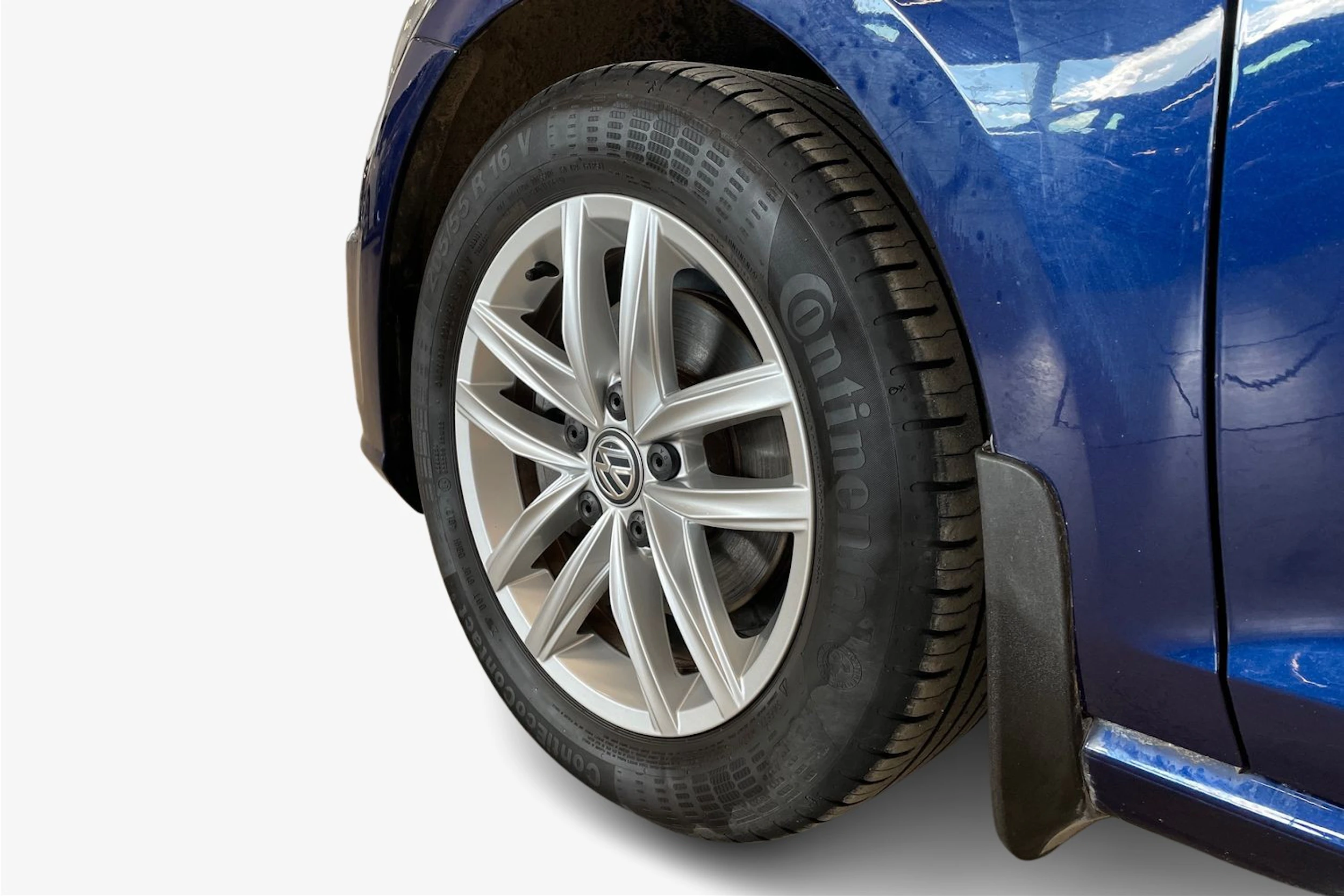 sininen Volkswagen Golf 2018 kuva 9.