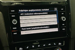 sininen Volkswagen Golf 2018 kuva 22.