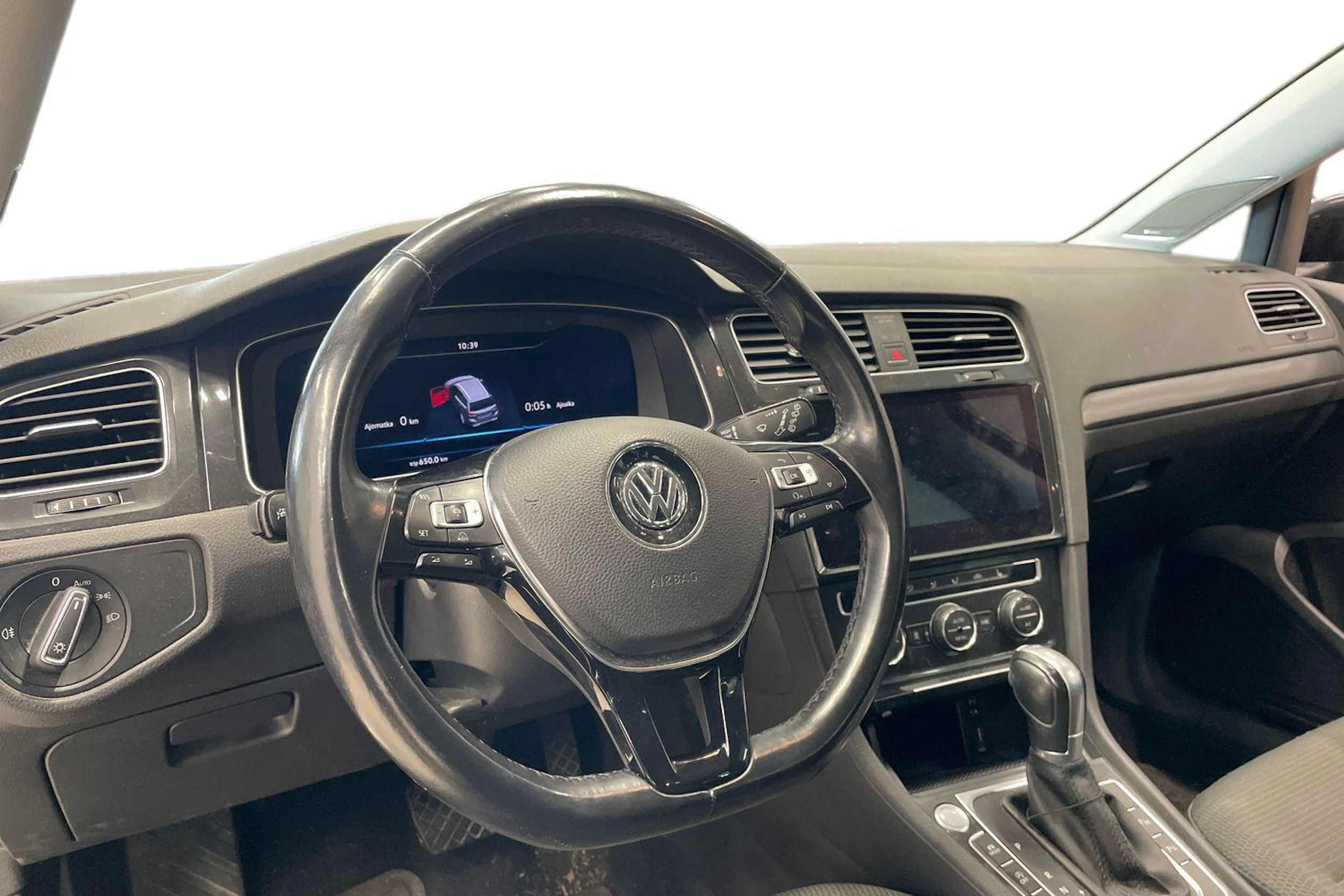 Musta Volkswagen GOLF 2018 kuva 3.