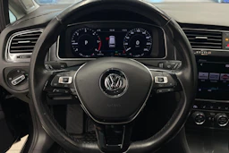Musta Volkswagen GOLF 2018 kuva 13.