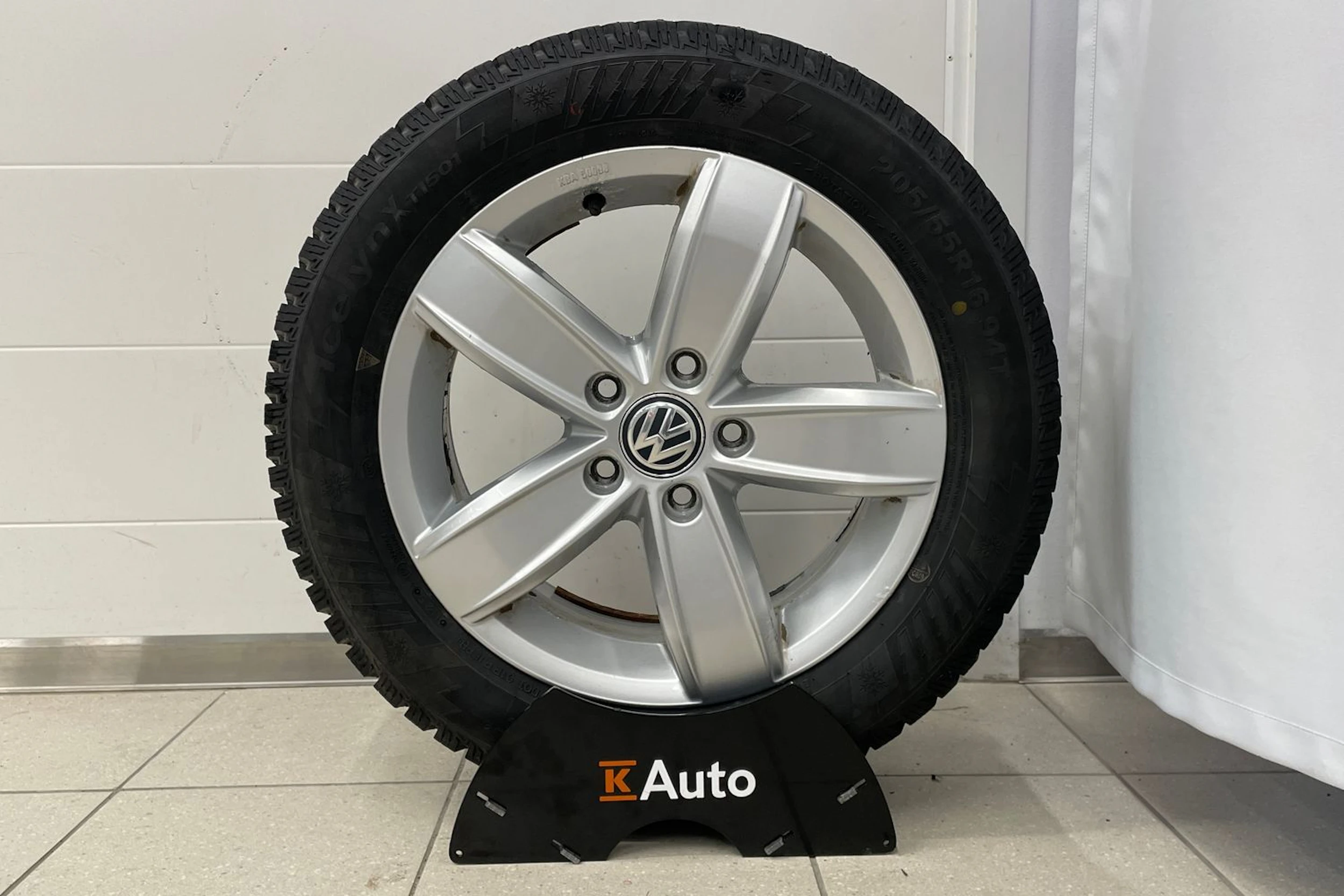 Musta Volkswagen GOLF 2018 kuva 25.