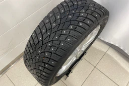 Musta Volkswagen GOLF 2018 kuva 26.