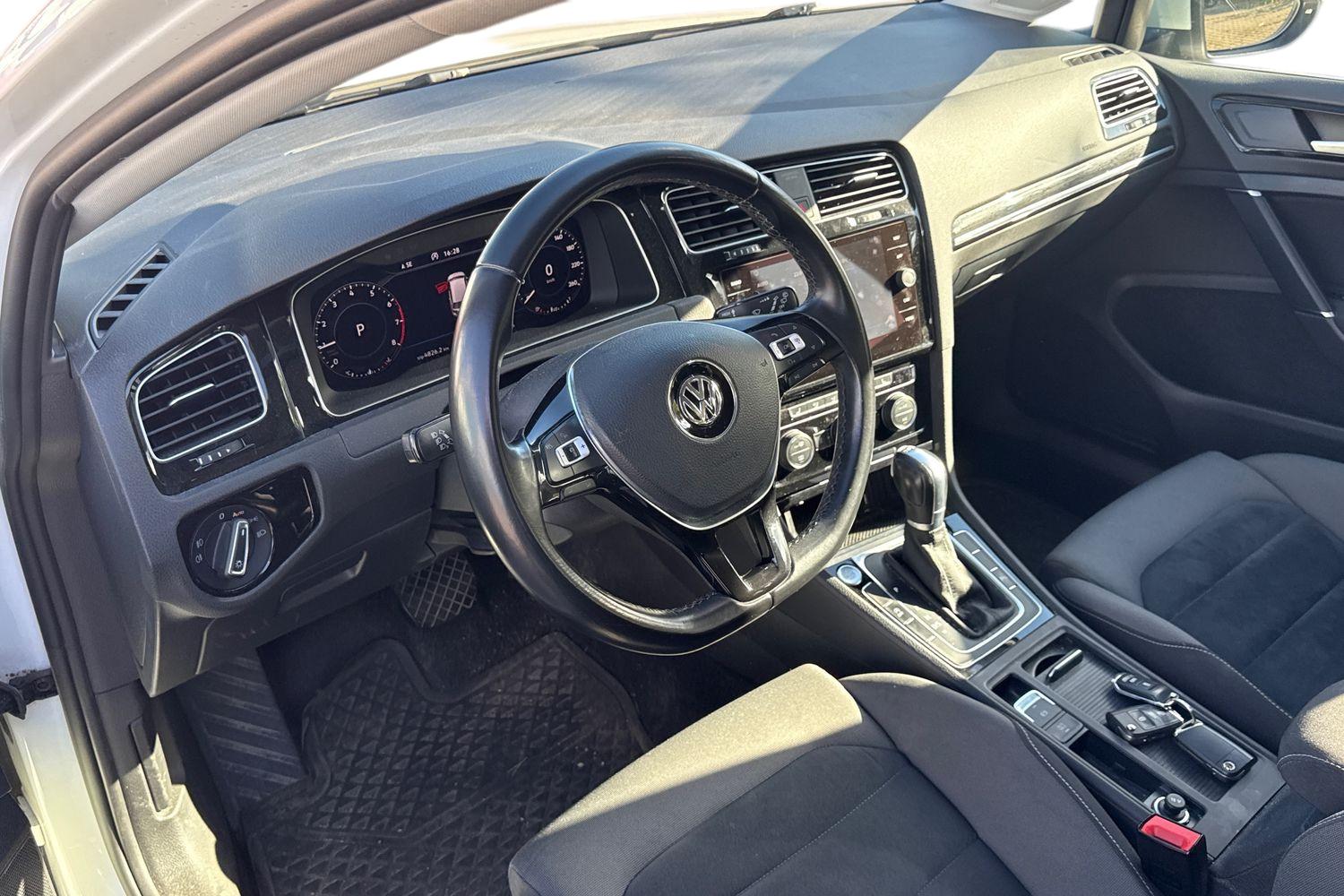 Volkswagen Golf 2018, kuva 3/3