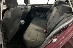 Musta Volkswagen GOLF 2018 kuva 10.