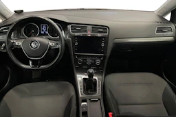 musta Volkswagen Golf 2018 kuva 7.