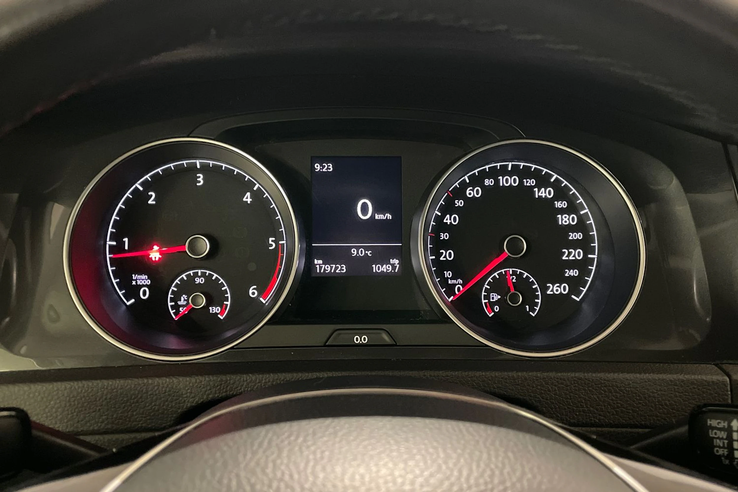 musta Volkswagen Golf 2018 kuva 16.