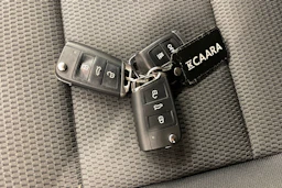 musta Volkswagen Golf 2018 kuva 19.