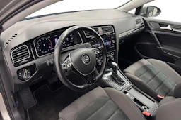 harmaa Volkswagen Golf 2019 kuva 8.