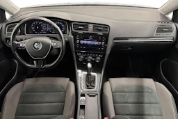 harmaa Volkswagen Golf 2019 kuva 9.