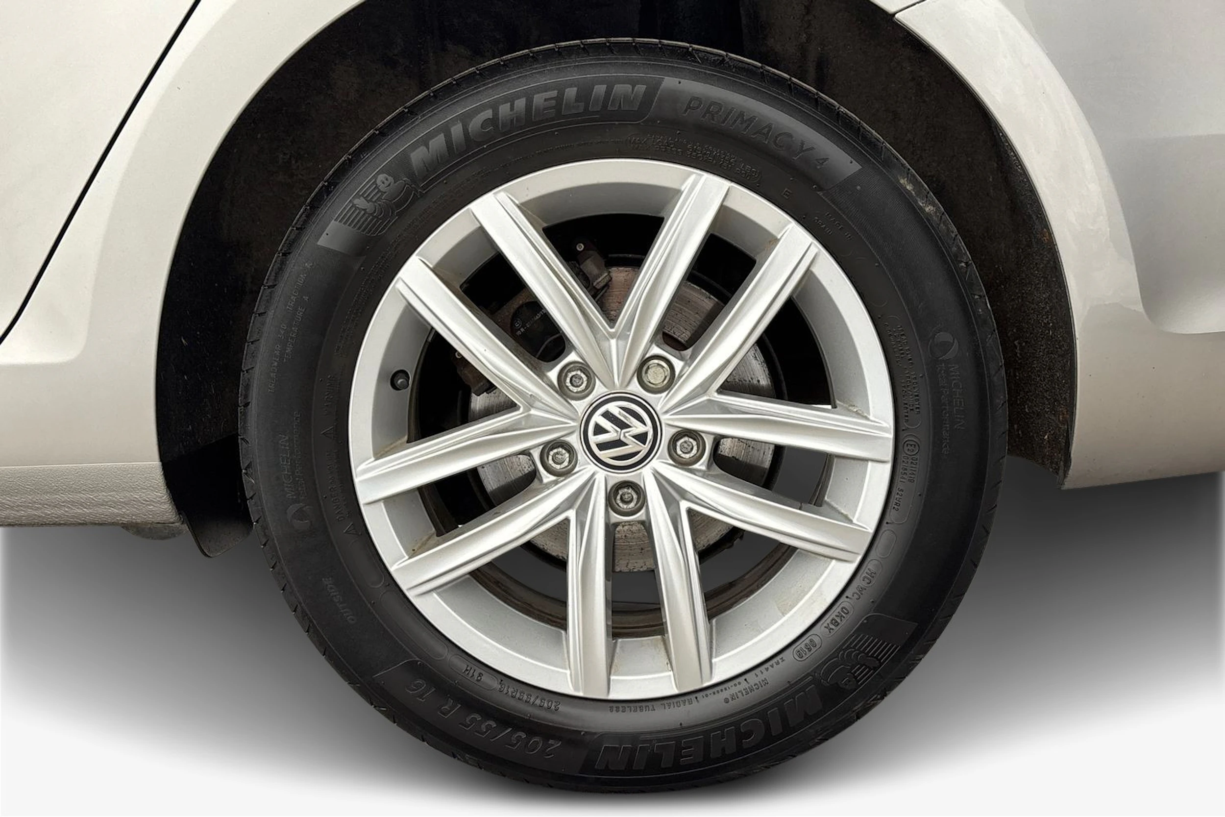 harmaa Volkswagen Golf 2019 kuva 12.