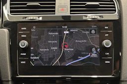 harmaa Volkswagen Golf 2019 kuva 24.
