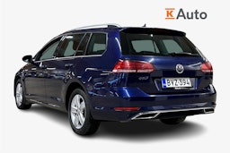 sininen Volkswagen Golf 2019 kuva 2.