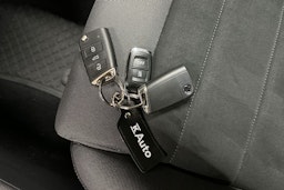 sininen Volkswagen Golf 2019 kuva 21.