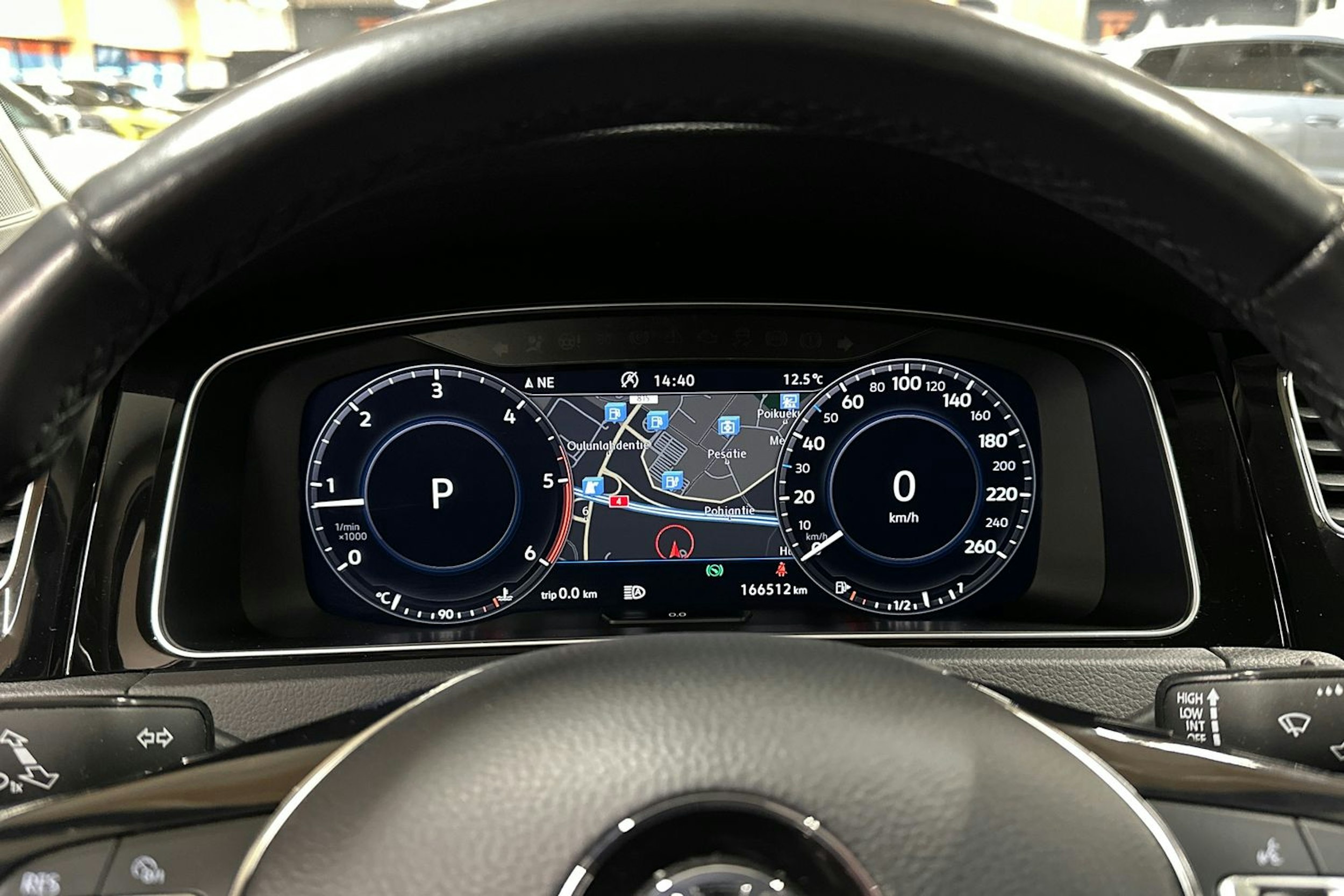 sininen Volkswagen Golf 2019 kuva 22.