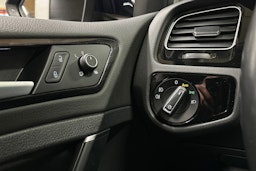 sininen Volkswagen Golf 2019 kuva 25.