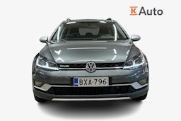 harmaa Volkswagen Golf 2019 kuva 4.