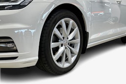 valkoinen Volkswagen Golf 2019 kuva 11.