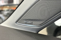 valkoinen Volkswagen Golf 2019 kuva 18.