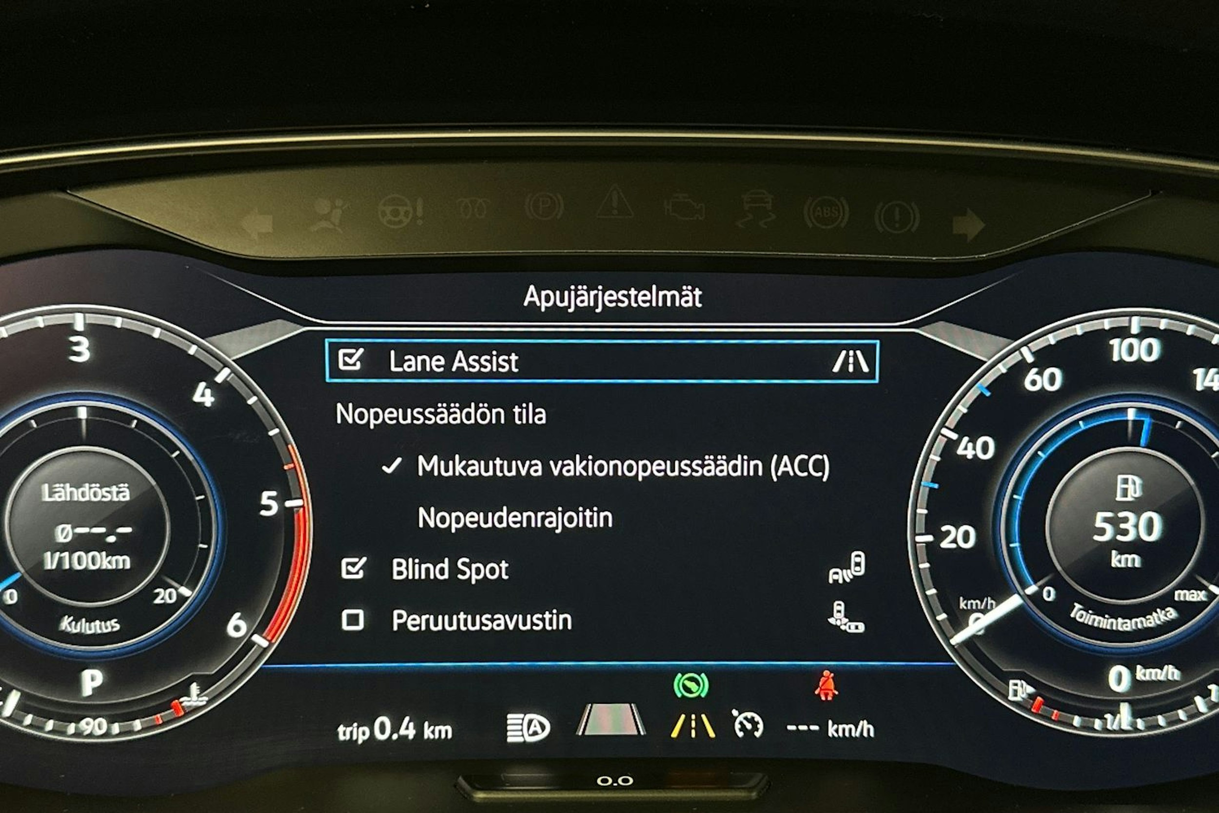 valkoinen Volkswagen Golf 2019 kuva 27.
