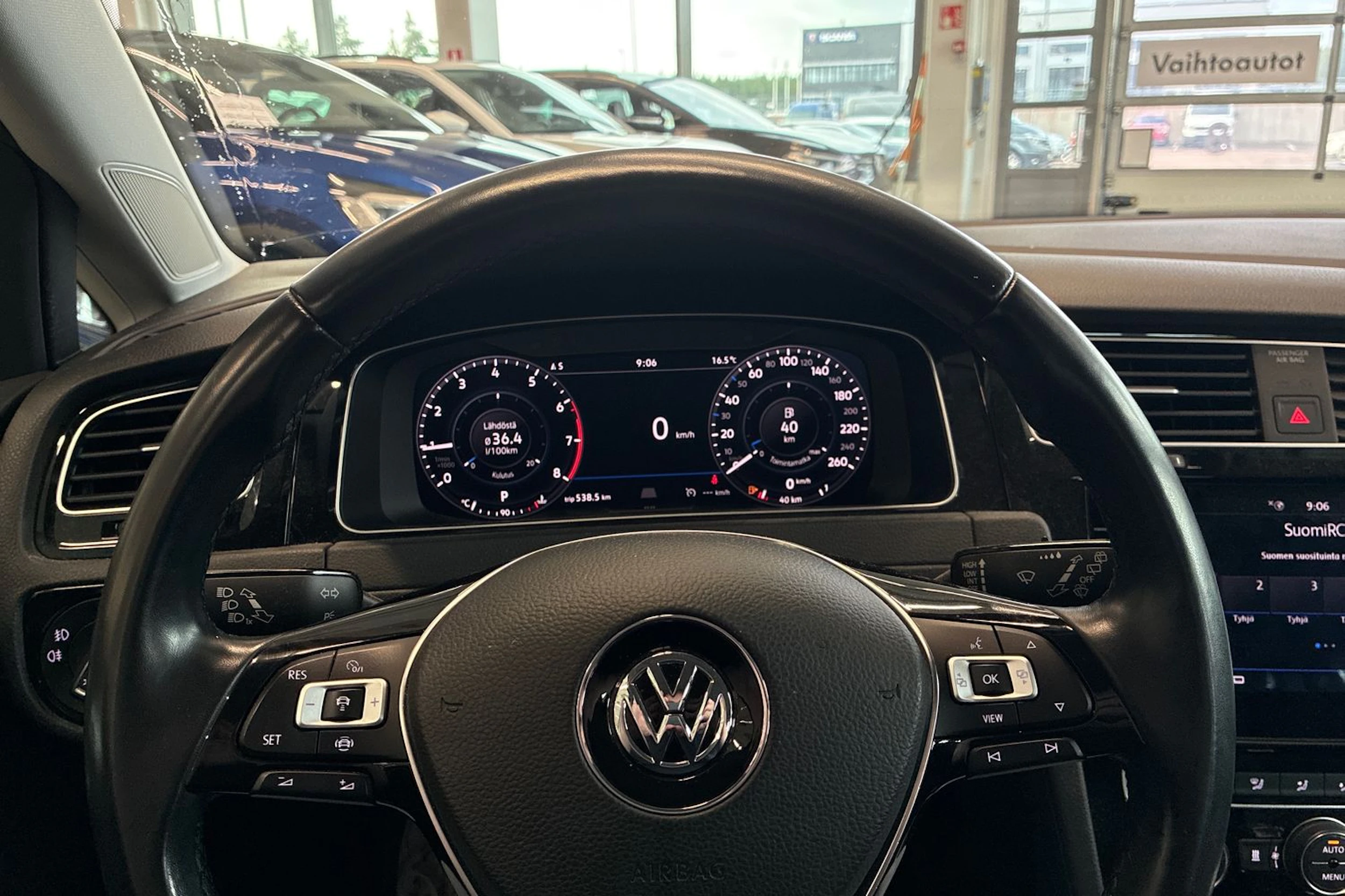 Valkoinen Volkswagen GOLF 2019 kuva 9.