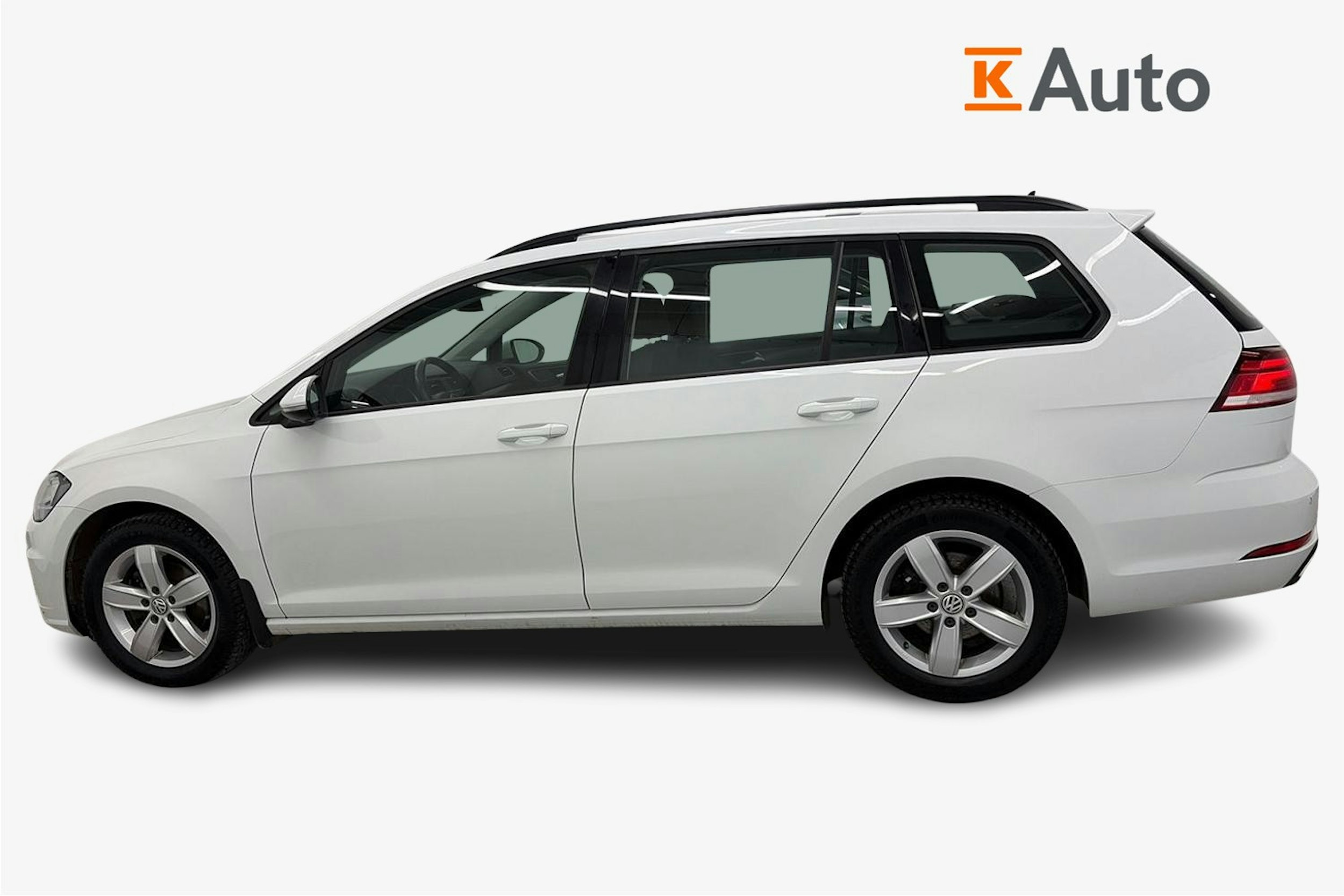 Valkoinen Volkswagen GOLF 2019 kuva 6.