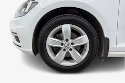 Valkoinen Volkswagen GOLF 2019 kuva 11.