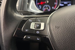 Valkoinen Volkswagen GOLF 2019 kuva 17.