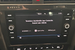 harmaa Volkswagen Golf 2019 kuva 20.