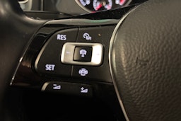 harmaa Volkswagen Golf 2019 kuva 22.