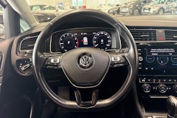 valkoinen Volkswagen Golf 2019 kuva 14.