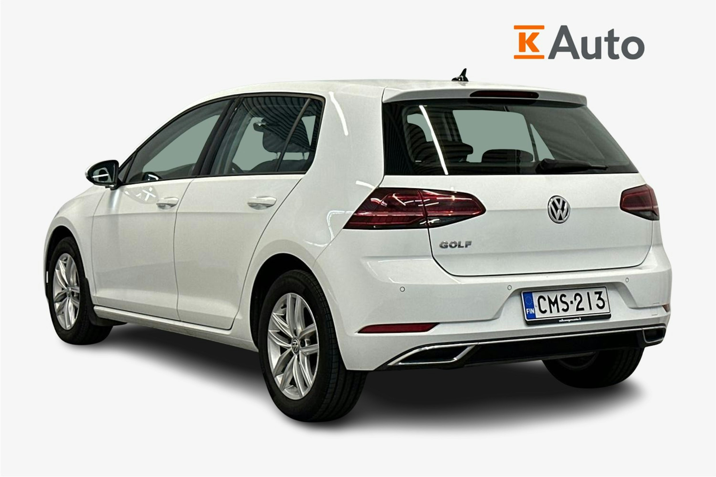 valkoinen Volkswagen Golf 2019 kuva 2.