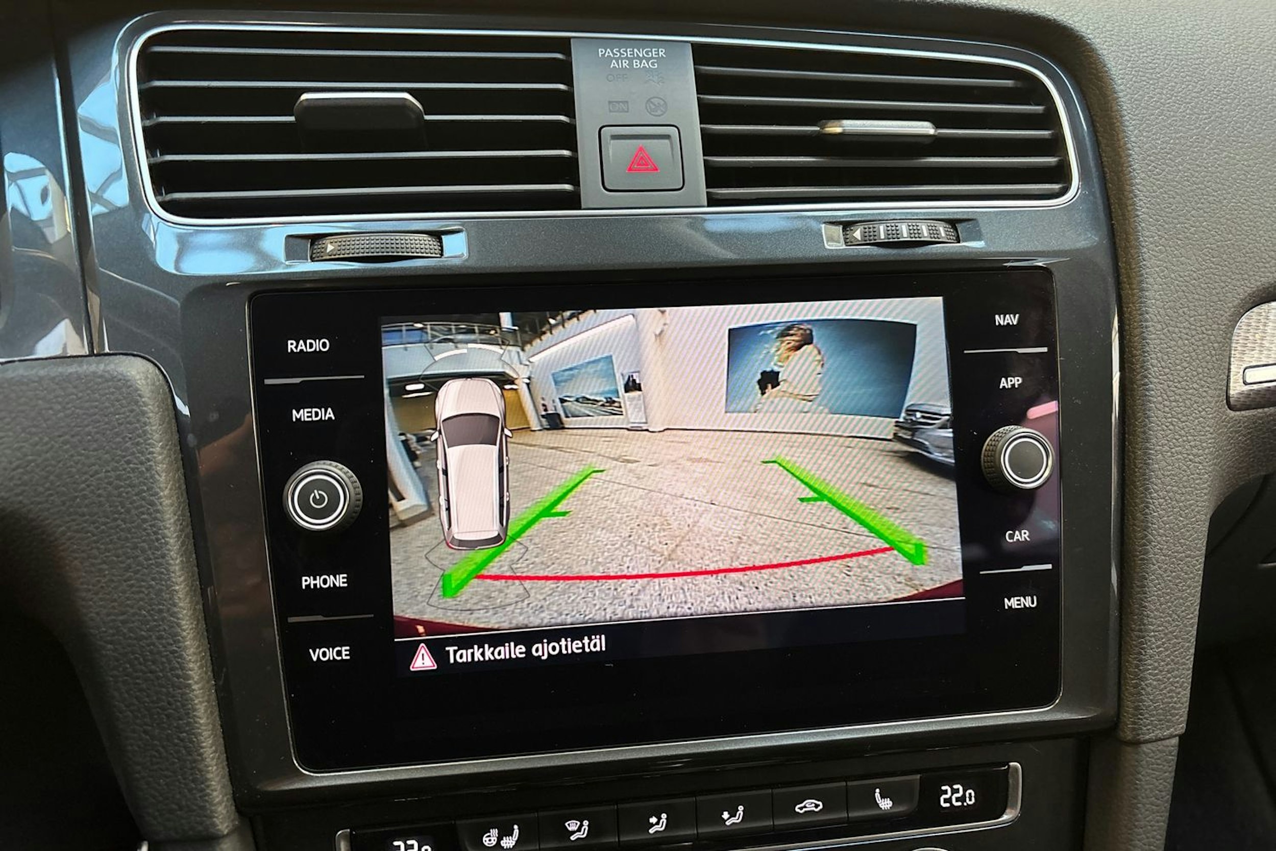 punainen Volkswagen Golf 2019 kuva 19.