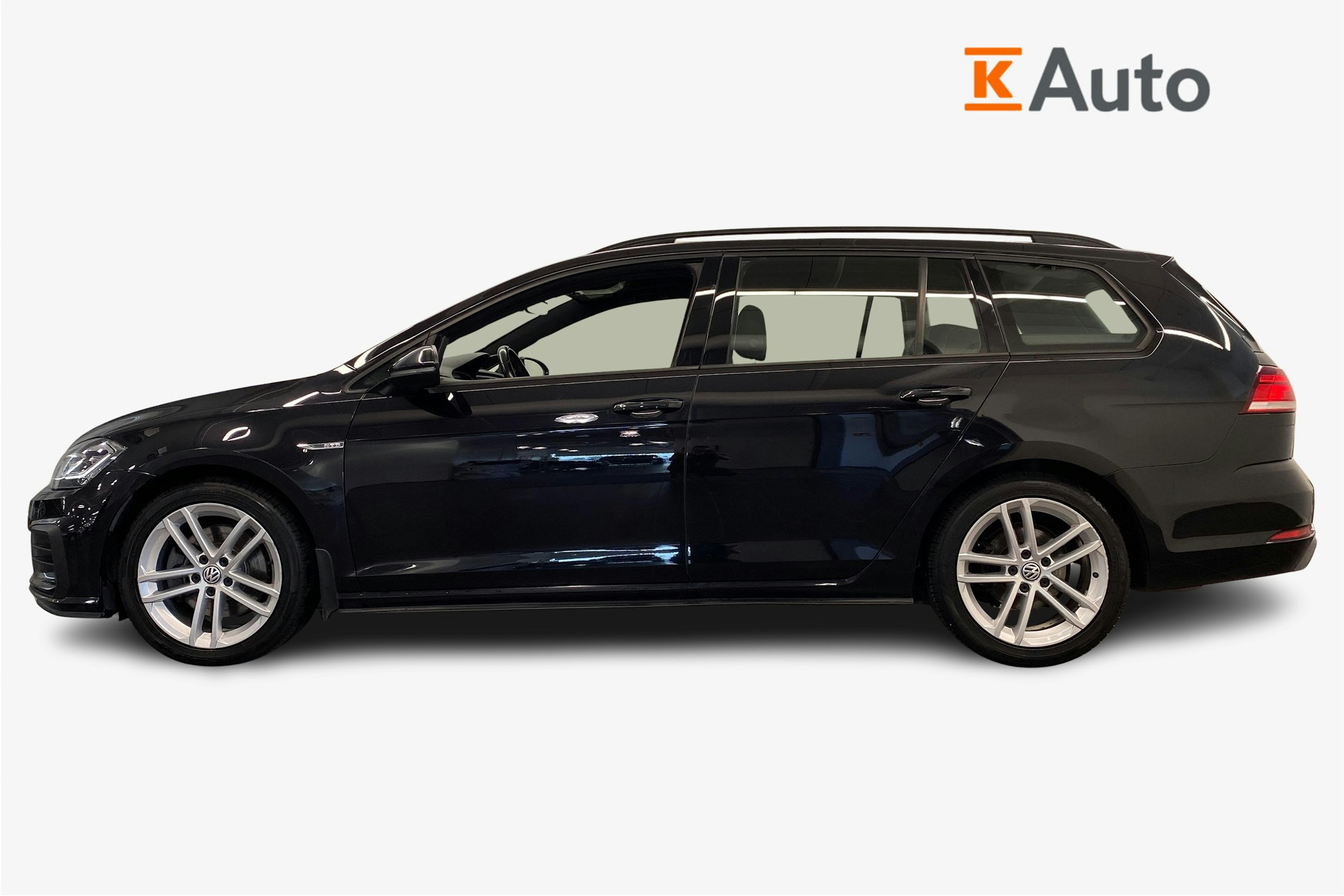 musta Volkswagen Golf 2019 kuva 5.