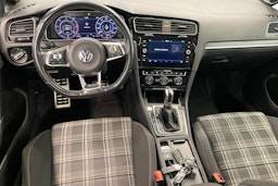 musta Volkswagen Golf 2019 kuva 7.