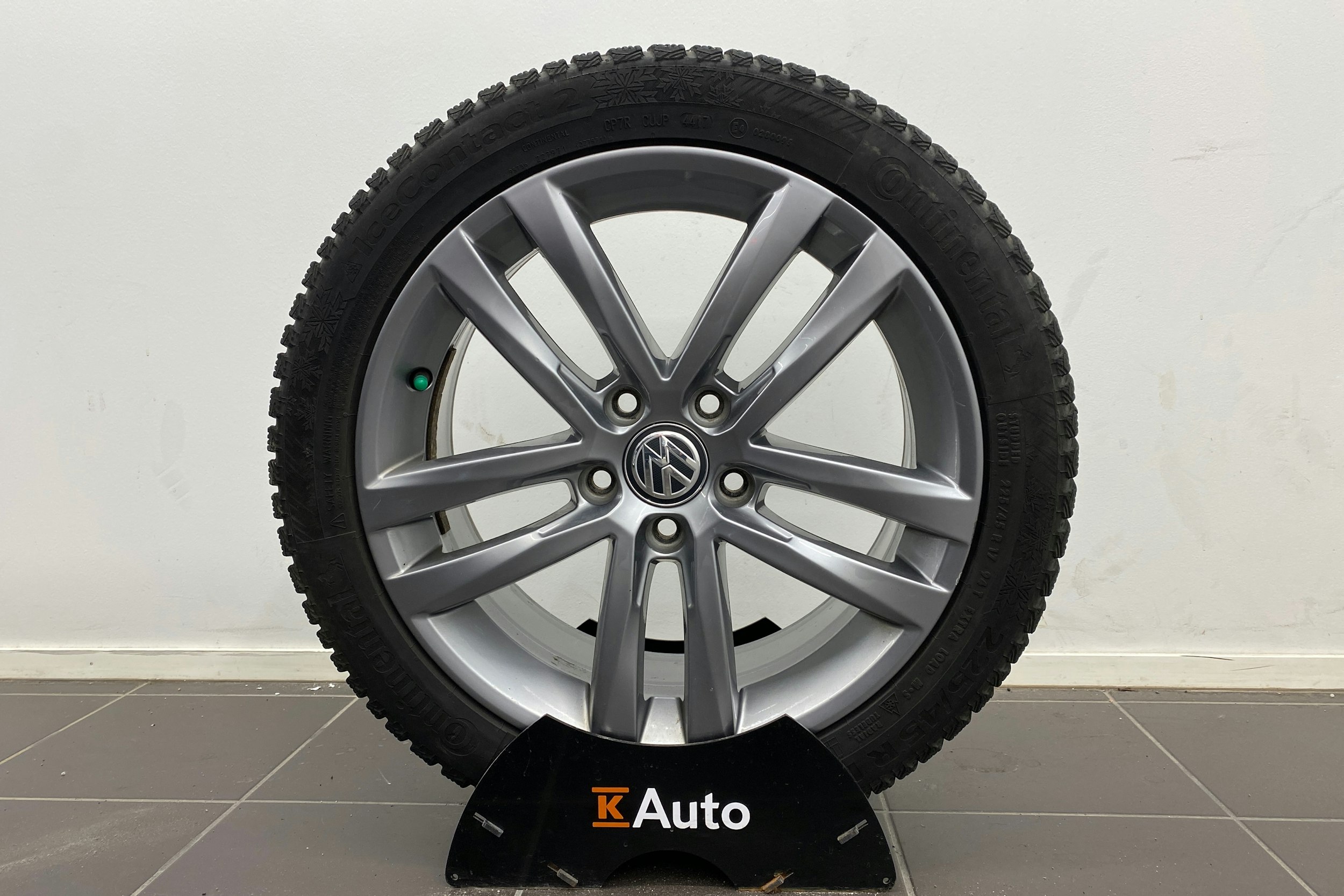 musta Volkswagen Golf 2019 kuva 11.